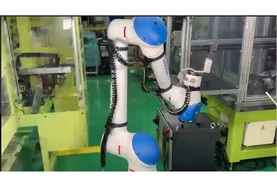 3D TKRB 型塑料系列电缆拖链ROBOTRAX